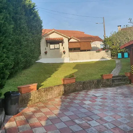 Holiday home Chousina Puentesampayo