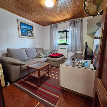 Holiday home Chousina Puentesampayo
